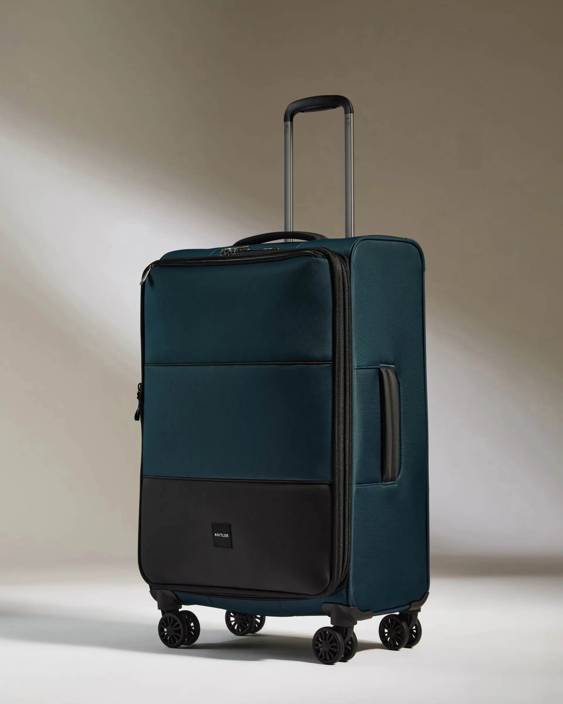 Lightest Suitcase Set in Indigo - Soft Stripe