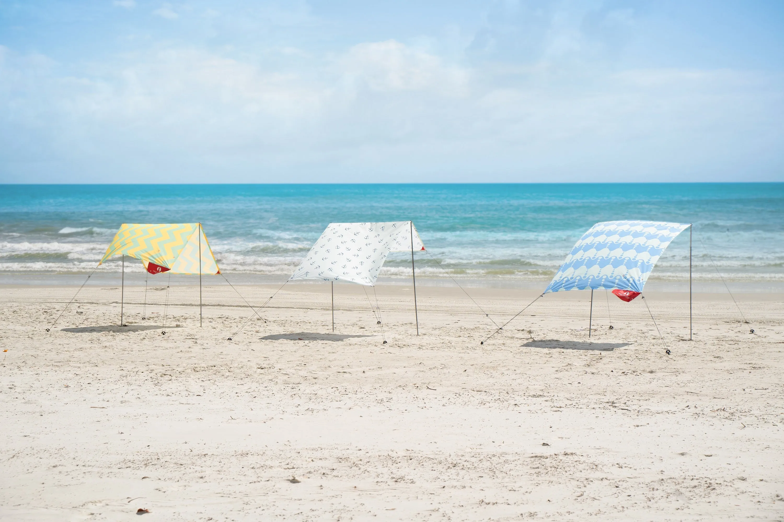 Red Suricata TeePee Beach Tent & Beach Canopy for 1-2 Persons,  UPF50 Sun Beach Shade, Cancun Style Sunshade