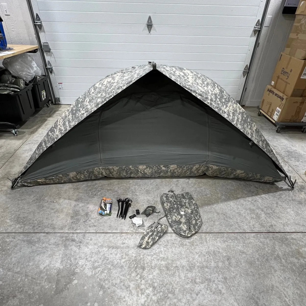 US Military Tent Combat Shelter System One-Person ACU Digital